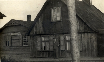 Veca māja