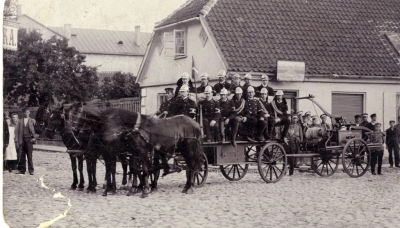 VVM_17694_V-pils_ugunsdzeseji_Ratslaukuma_20.gs_.sak_.-1024x584.jpg