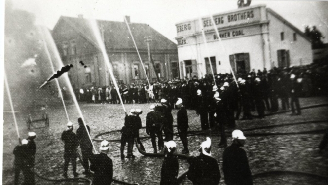 Ventspils muzeja lasītavā: Ventspils brīvprātīgo ugunsdzēsēju biedrībai – 150