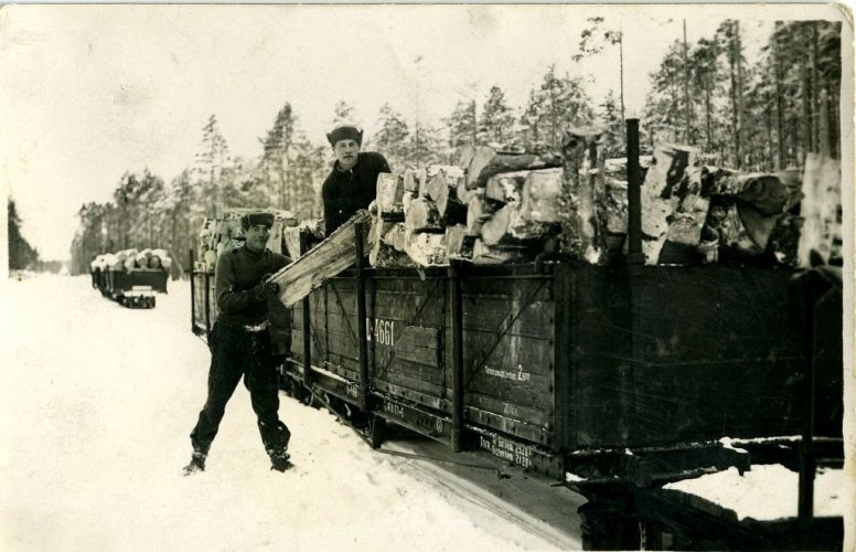 Vaļējais pasažieru vagons, vācu L-4951
