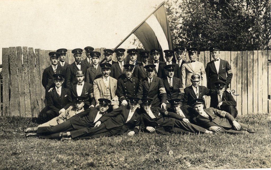 VVM_3842_brivprat.ugunsdzes.Venta_locekli_1920-to_b-2-1024x646.jpg