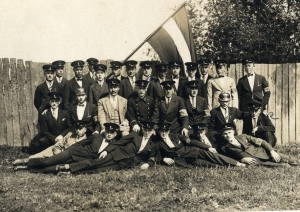 VVM_3842_brivprat.ugunsdzes.Venta_locekli_1920-to_b-2-1024x646.jpg