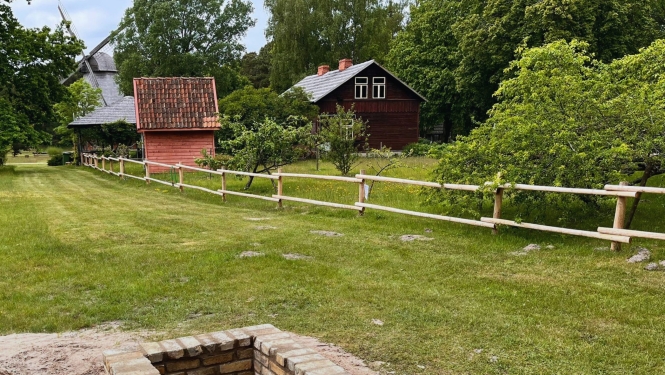 Piejūras brīvdabas muzejā top dūmnams